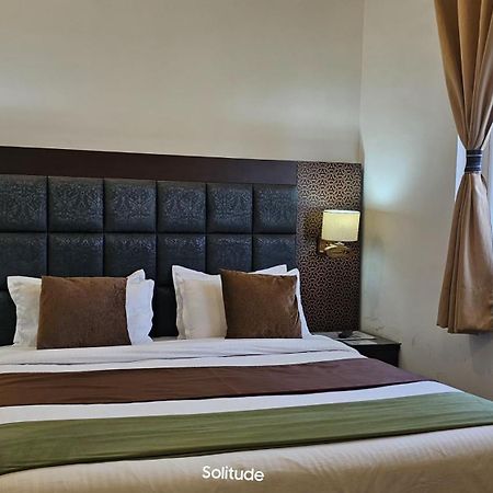 Solitude, The Boutique Hotel ฮัดวานี ภายนอก รูปภาพ