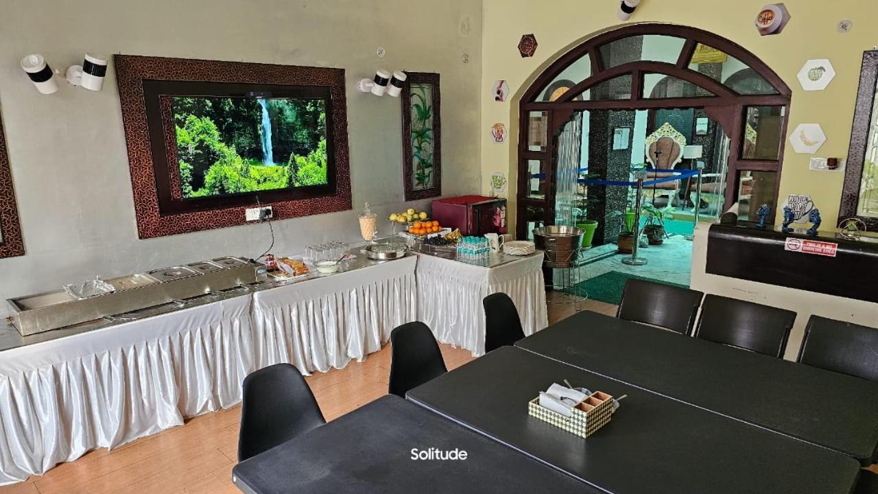 Solitude, The Boutique Hotel ฮัดวานี ภายนอก รูปภาพ